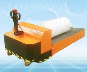 All electric cloth roll transport vehicle